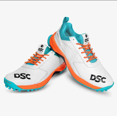 DSC Jaffa 22 Cricket Shoes