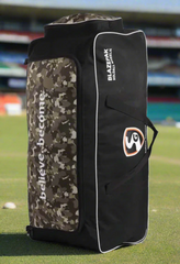 SG BlazePAK Holdall Wheelie Kit Bag