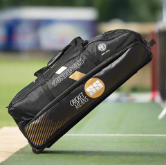 SS SKY Thunder Wheelie Kit Bag